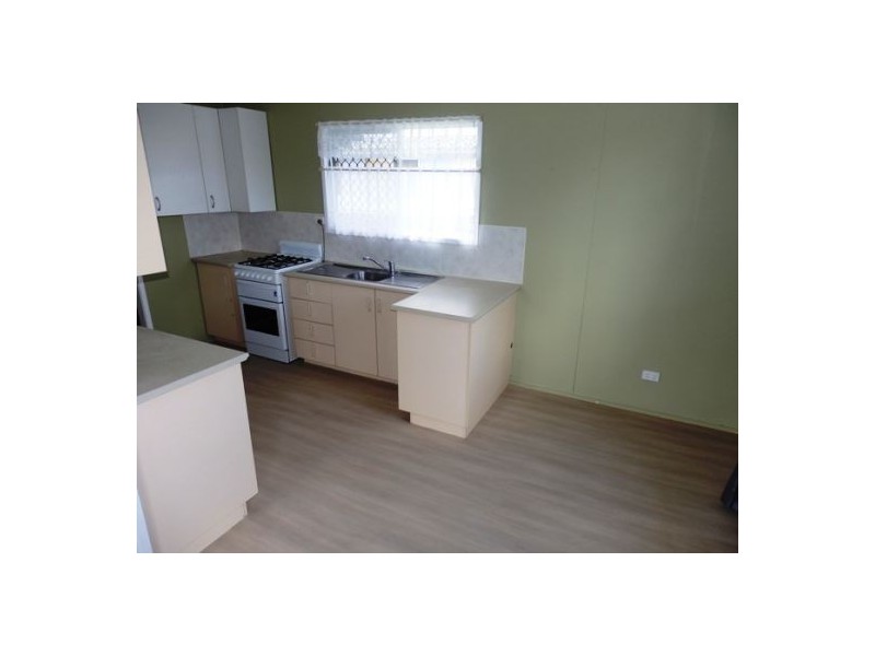 3 Palm Pde, Caboolture South QLD 4510