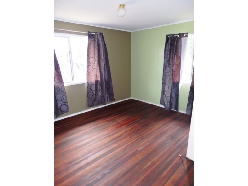 3 Palm Pde, Caboolture South QLD 4510