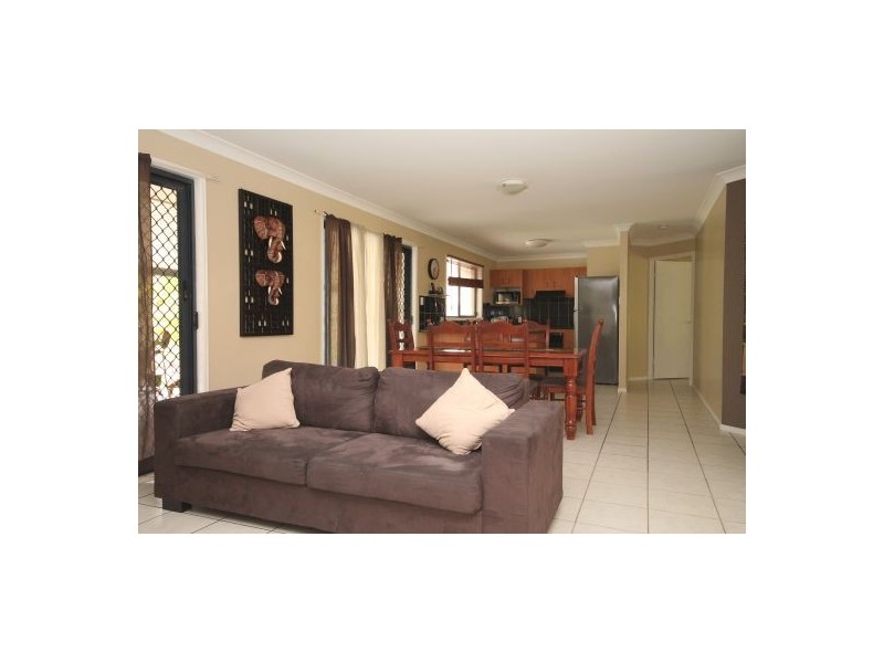 18 Treecreeper Court, Elimbah QLD 4516