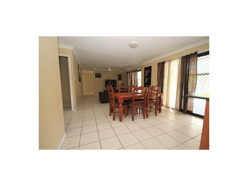 18 Treecreeper Court, Elimbah QLD 4516