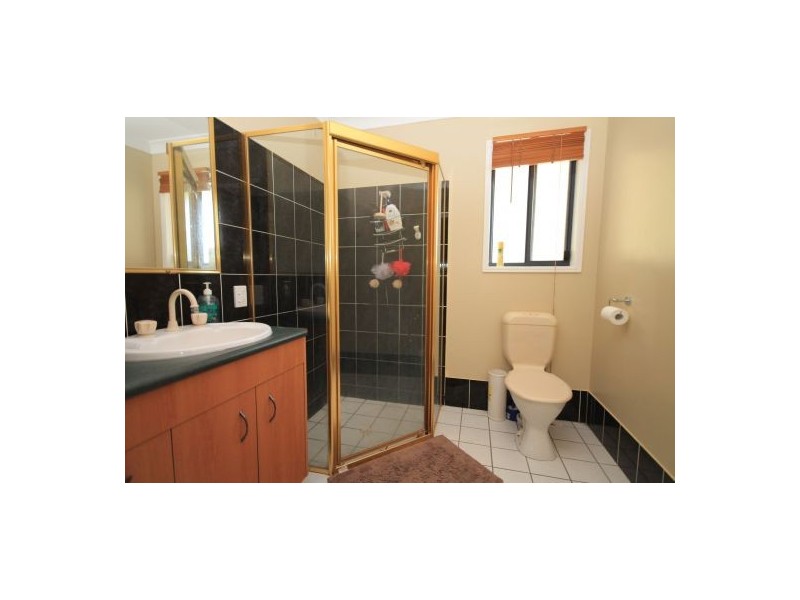 18 Treecreeper Court, Elimbah QLD 4516