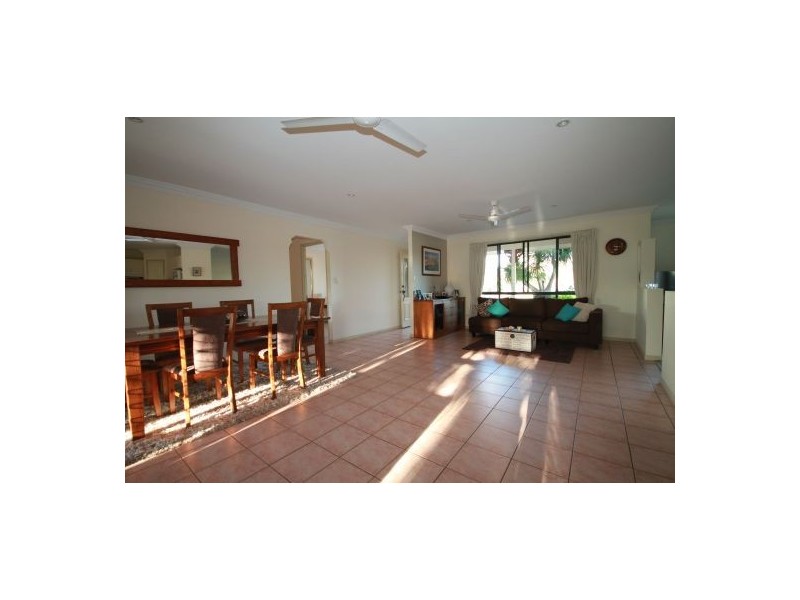 17-19 Cliff Crt, Elimbah QLD 4516