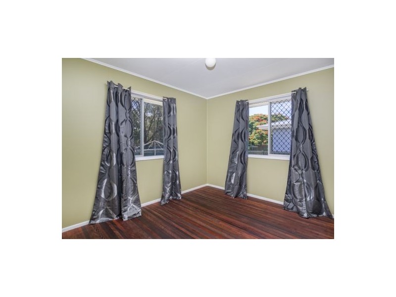 3 Palm Pde, Caboolture QLD 4510