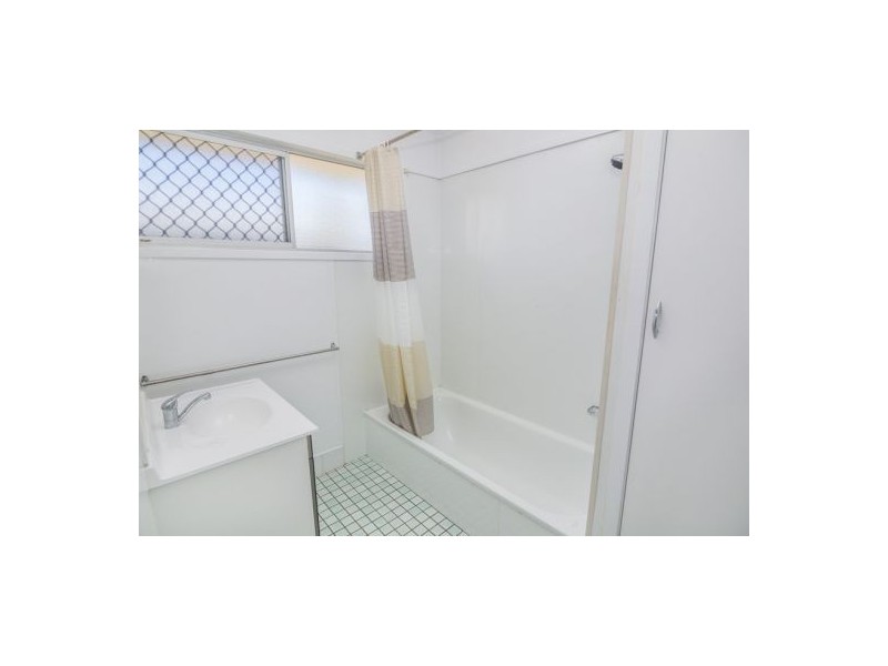 3 Palm Pde, Caboolture QLD 4510