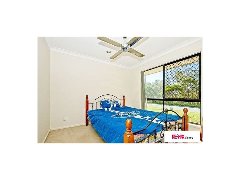 54 Ningi Esplanade, Ningi QLD 4511