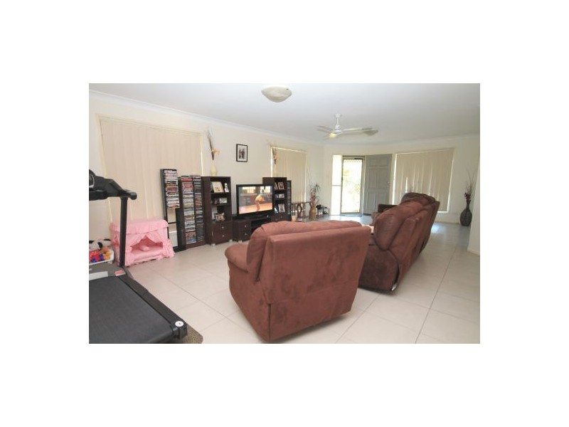 4-6 Claydon Avenue, Bellmere QLD 4510