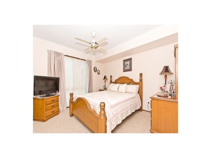 39 Fantail Ct, Moorina QLD 4506