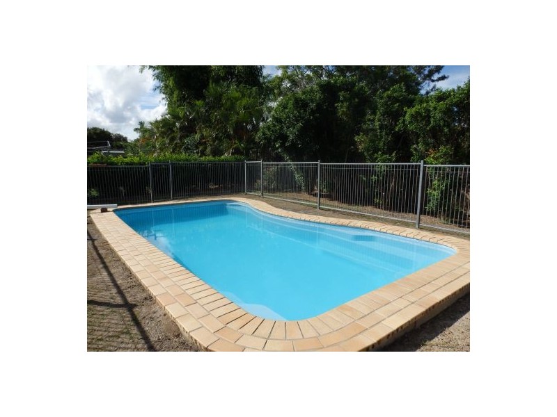 9 Dundee Dve, Morayfield QLD 4506