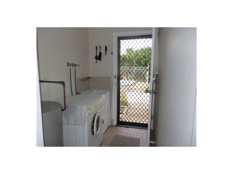 9 Dundee Dve, Morayfield QLD 4506