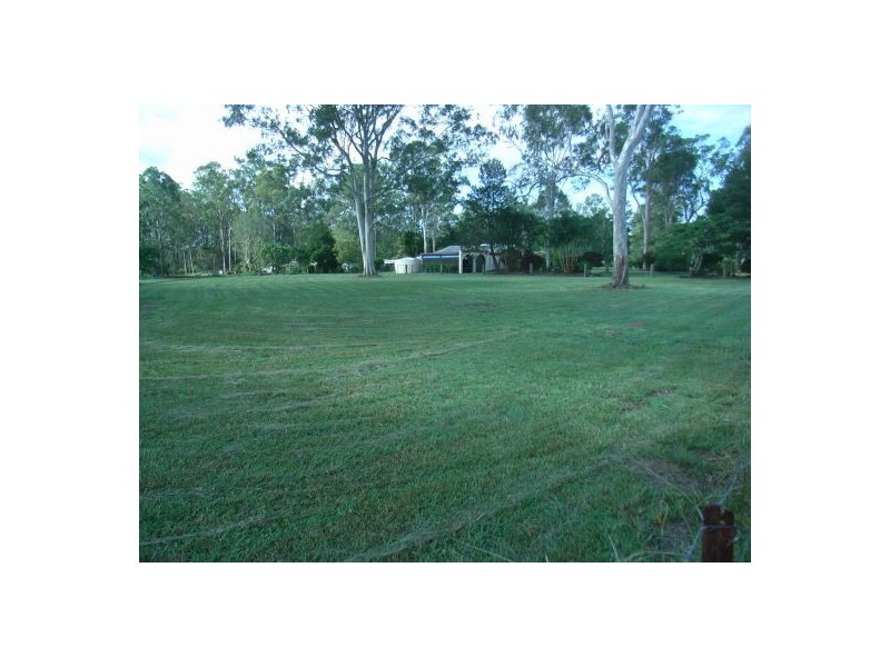 73 Pauls Rd, Upper Caboolture QLD 4510