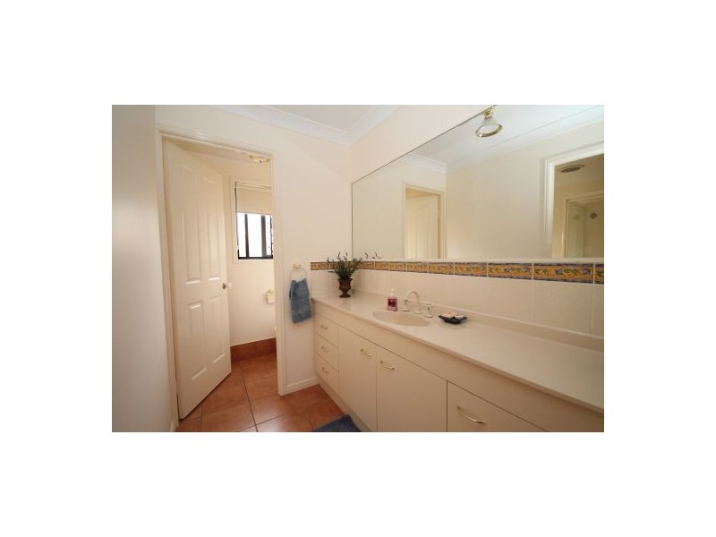 75 Graham Rd, Morayfield QLD 4506