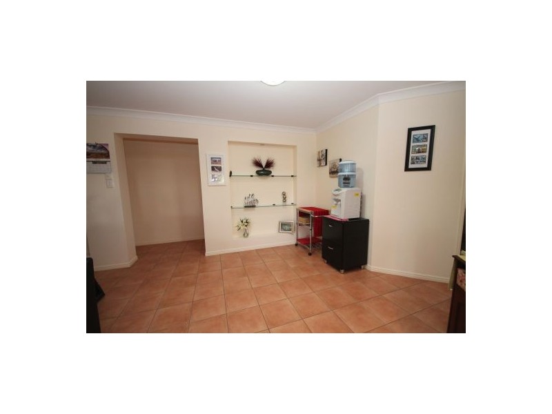 75 Graham Rd, Morayfield QLD 4506