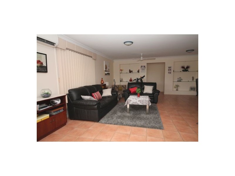 75 Graham Rd, Morayfield QLD 4506