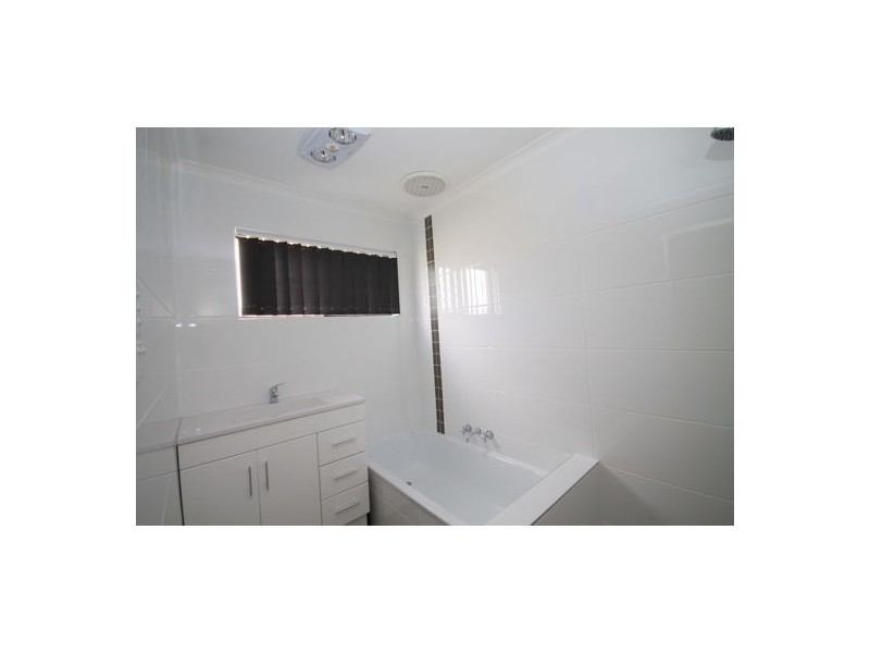 1/17 Hancock Street, Caboolture South QLD 4510