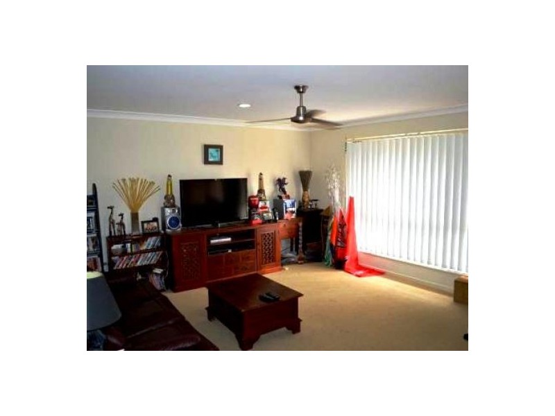 10 Sunflower Crescent, Upper Caboolture QLD 4510