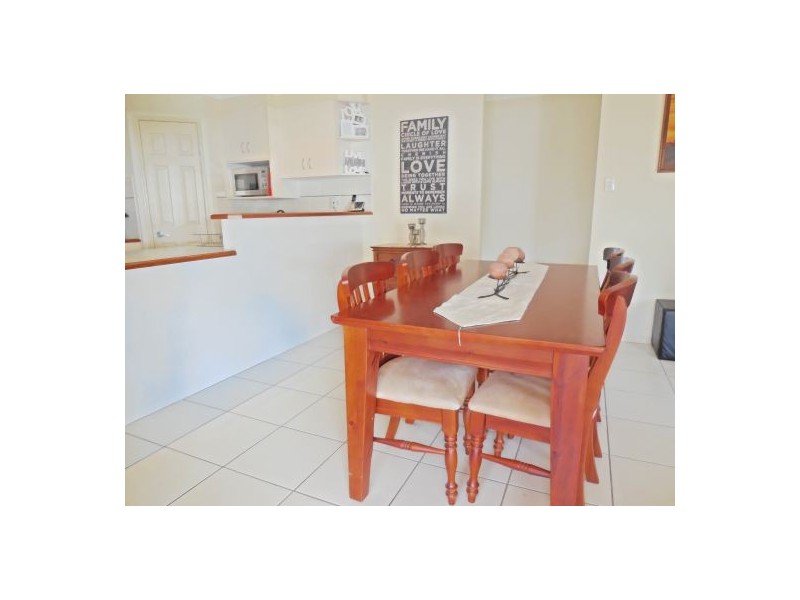 24 Leggett St, Morayfield QLD 4506