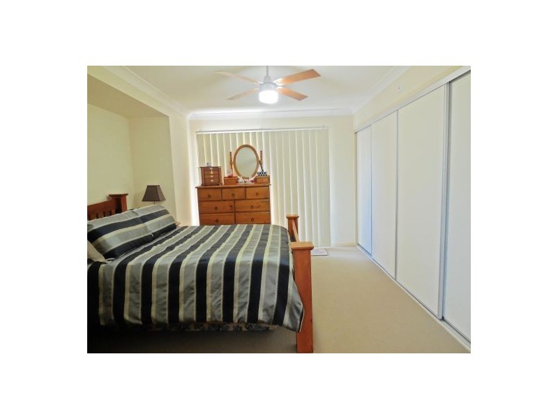 24 Leggett St, Morayfield QLD 4506