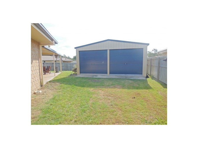 24 Leggett St, Morayfield QLD 4506
