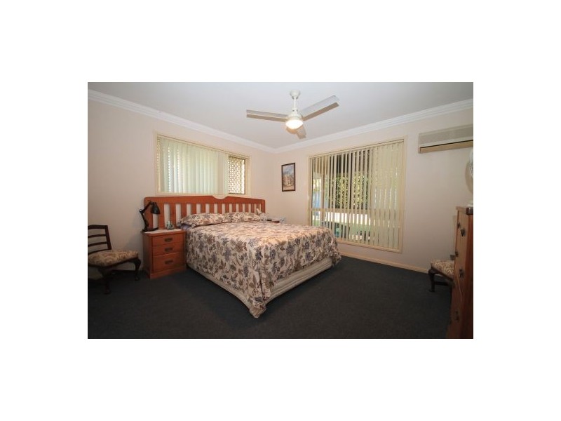 23 Wimbledon Drive, Morayfield QLD 4506