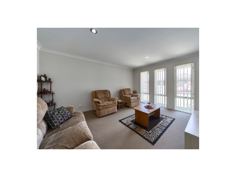 6 Kamala Street, Morayfield QLD 4506