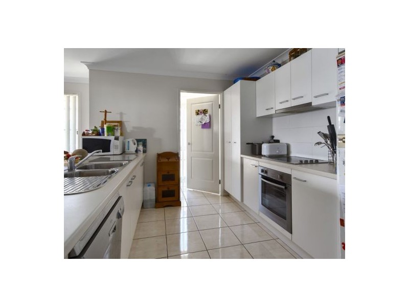 6 Kamala Street, Morayfield QLD 4506