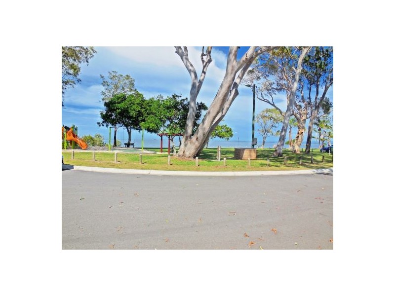 99 Esplanade, Godwin Beach QLD 4511