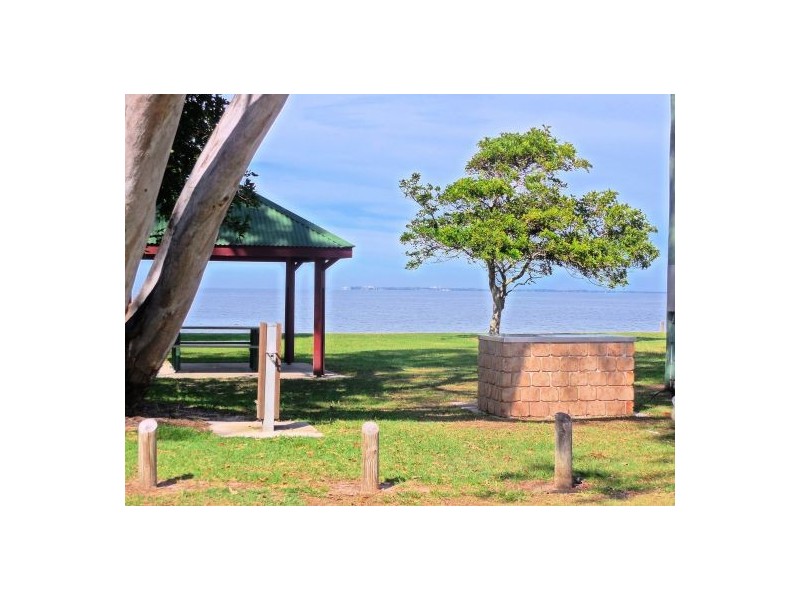 99 Esplanade, Godwin Beach QLD 4511