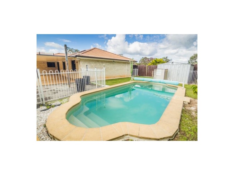 12 Crestridge Crescent, Morayfield QLD 4506