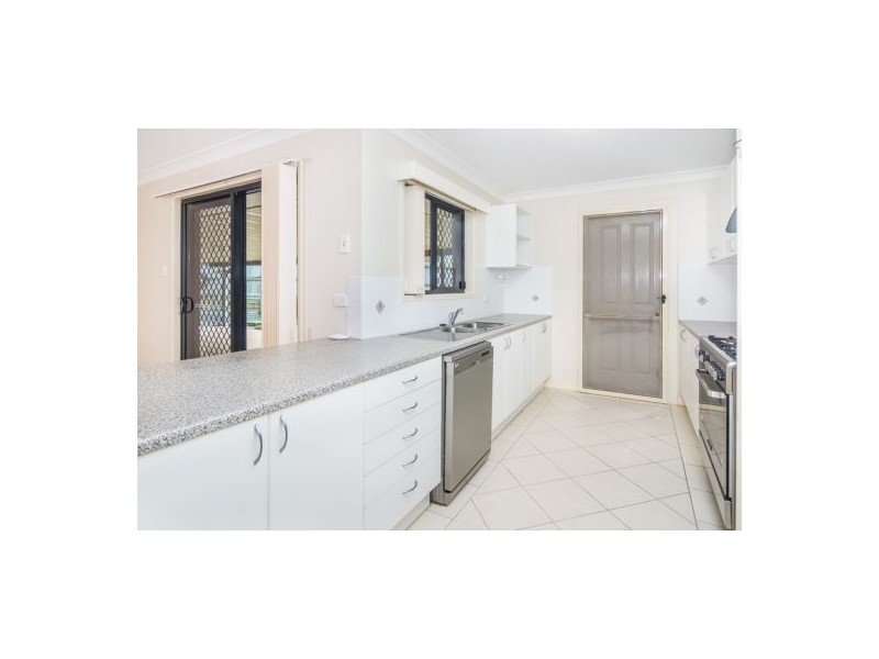 12 Crestridge Crescent, Morayfield QLD 4506