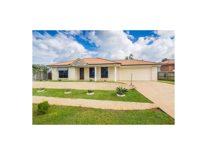 12 Crestridge Crescent, Morayfield QLD 4506