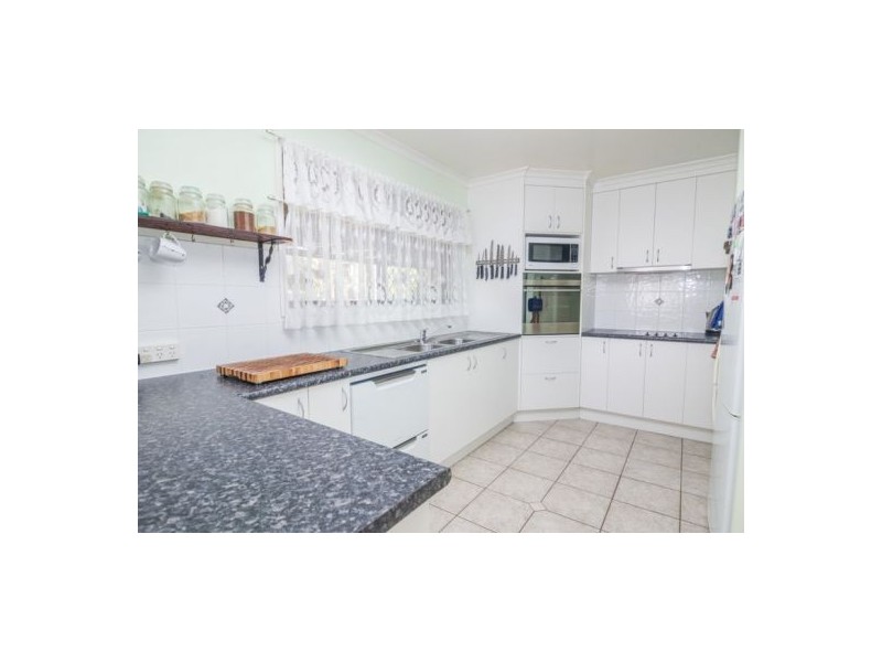 34 Faye Road, Bellmere QLD 4510