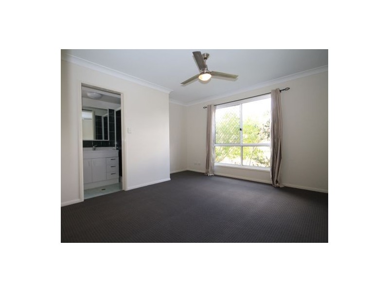 3 Crestwell Close, Morayfield QLD 4506