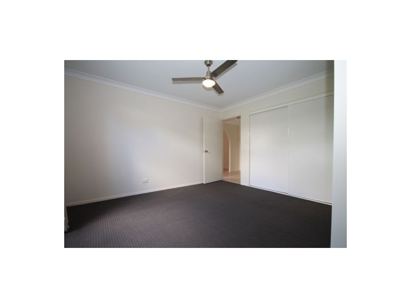 3 Crestwell Close, Morayfield QLD 4506