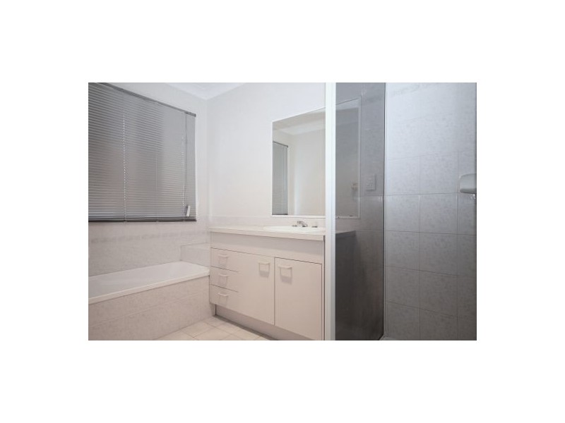 3 Crestwell Close, Morayfield QLD 4506