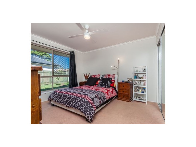 Sandstone Point QLD 4511