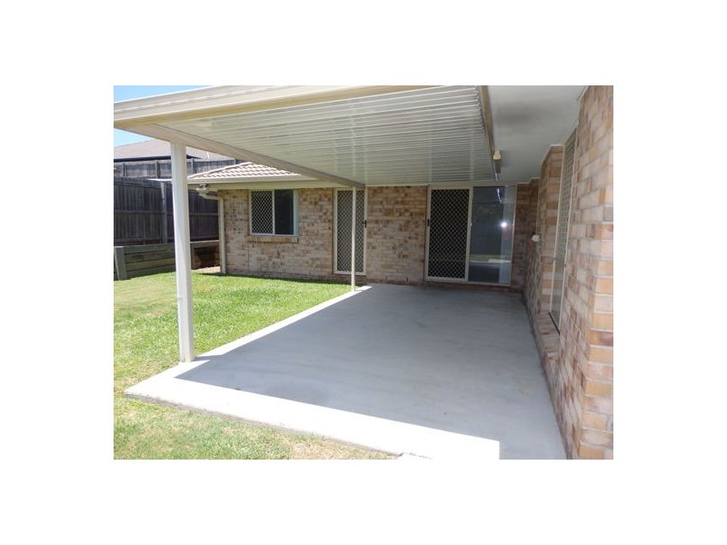 8 Peta Street, Kallangur QLD 4503