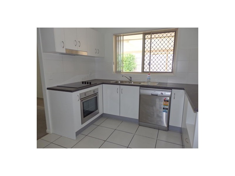 8 Peta Street, Kallangur QLD 4503