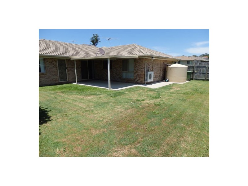 8 Peta Street, Kallangur QLD 4503