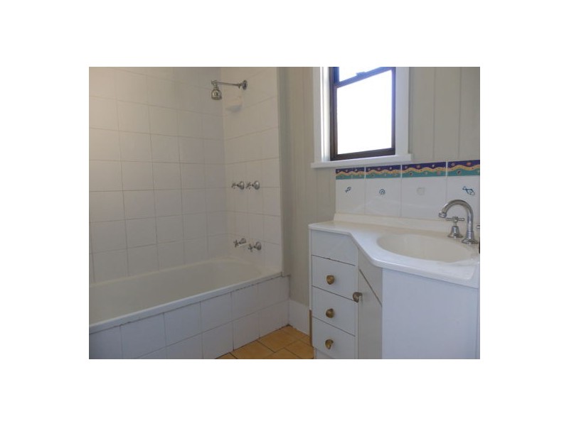 19 Trevor Street, Beachmere QLD 4510