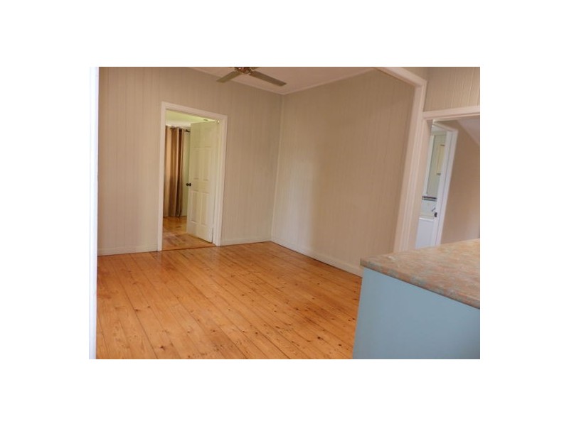 19 Trevor Street, Beachmere QLD 4510