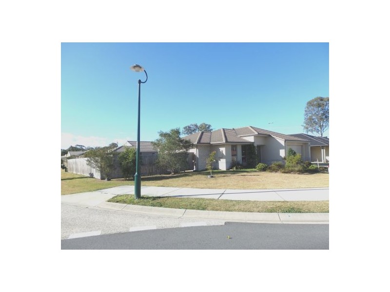 6 Gillam Cres, Bray Park QLD 4500