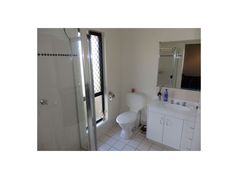 5 Middle Barten Crt, Bray Park QLD 4500