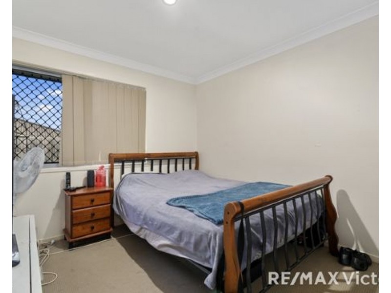 14 Brimstone Court, Kallangur QLD 4503