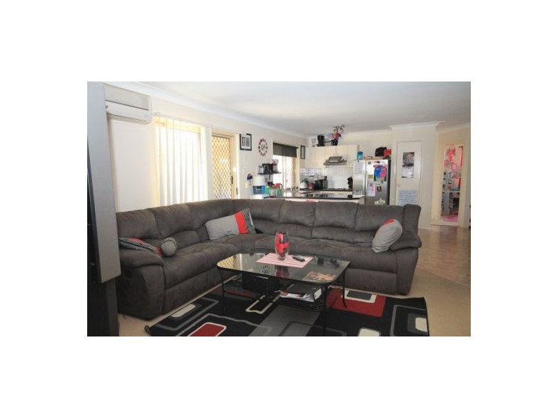 25 Ronald Court, Morayfield QLD 4506