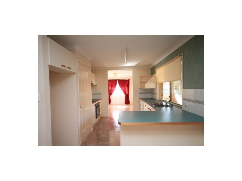 2 Fairview Court, Upper Caboolture QLD 4510