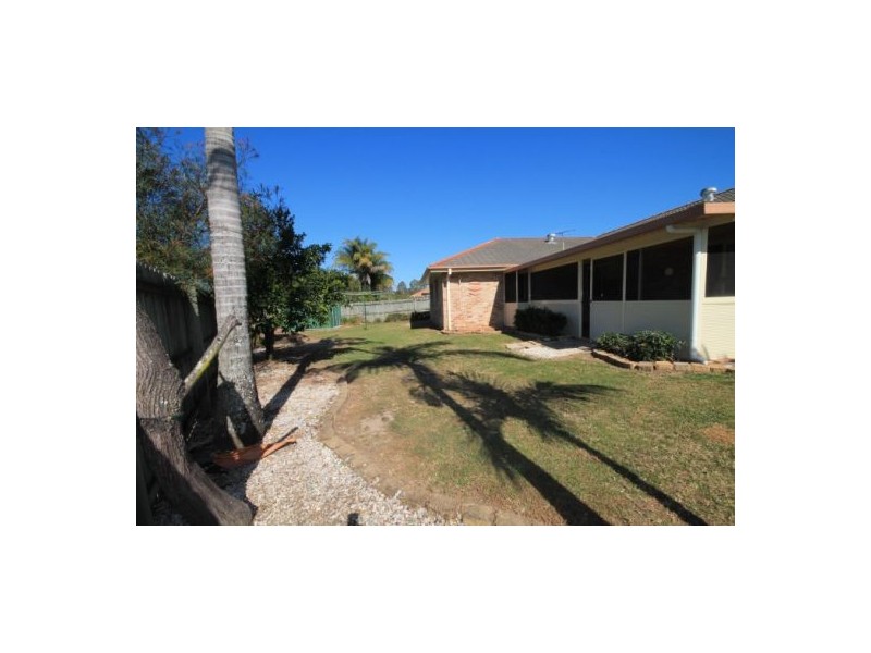 2 Fairview Court, Upper Caboolture QLD 4510