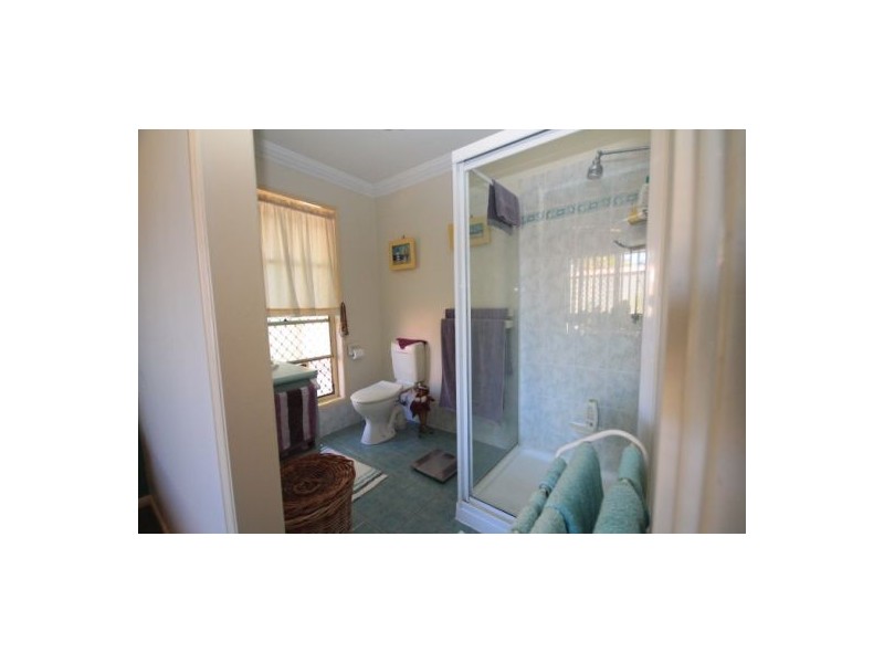 25 Wimbledon Drive, Morayfield QLD 4506