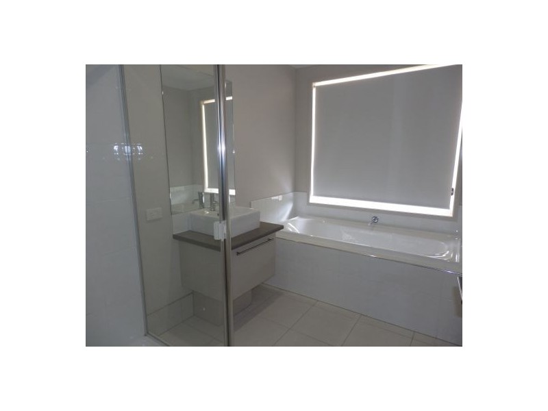 33/51 Silkyoak Drive, Morayfield QLD 4506