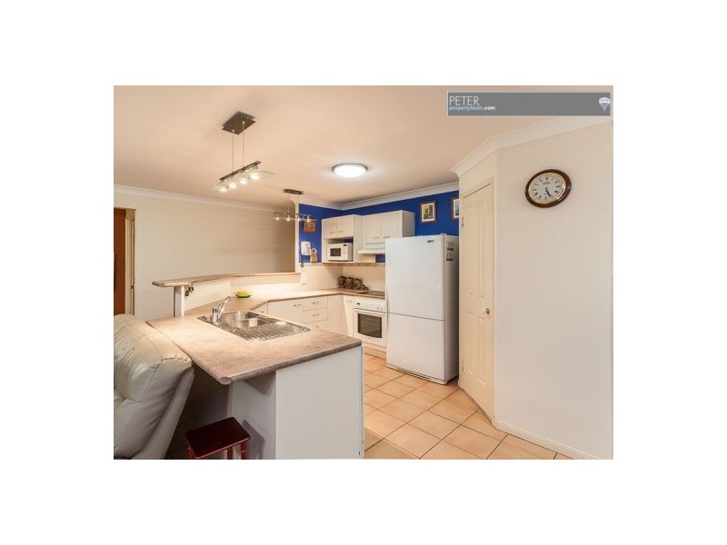 27 Wimbledon Dr, Morayfield QLD 4506