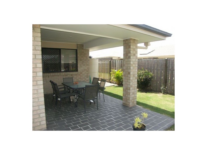 15 Hollywood Avenue, Bellmere QLD 4510